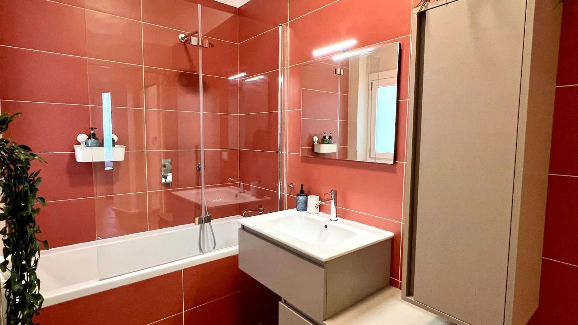 Moscova Luxe - Elegant Stay With 2 Bathrooms Milan
