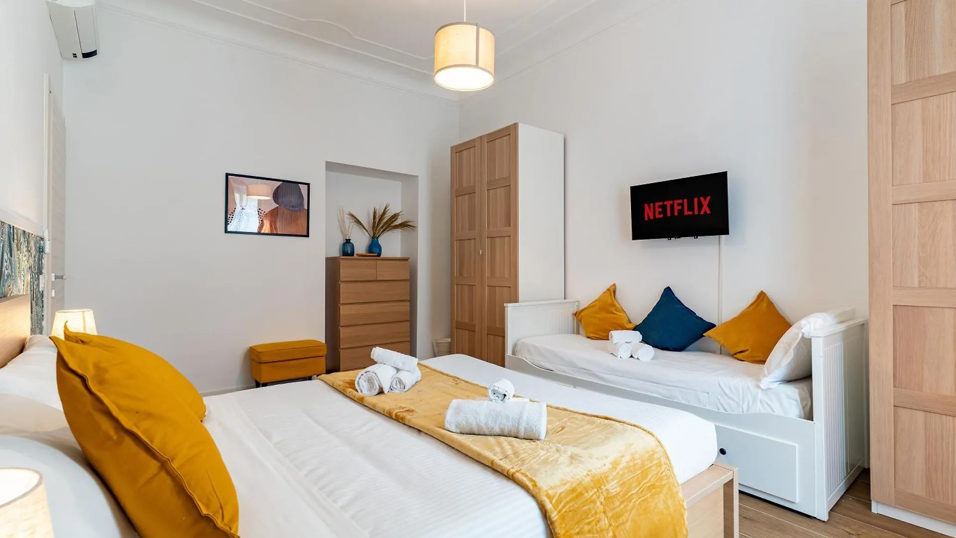 Moscova Luxe - Elegant Stay With 2 Bathrooms Milan Apartment