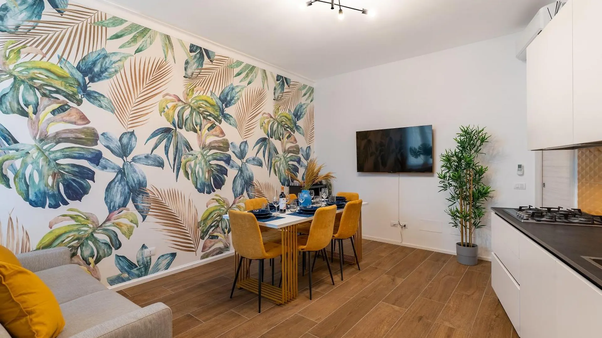 Moscova Luxe - Elegant Stay With 2 Bathrooms Milán 0*,  Itálie