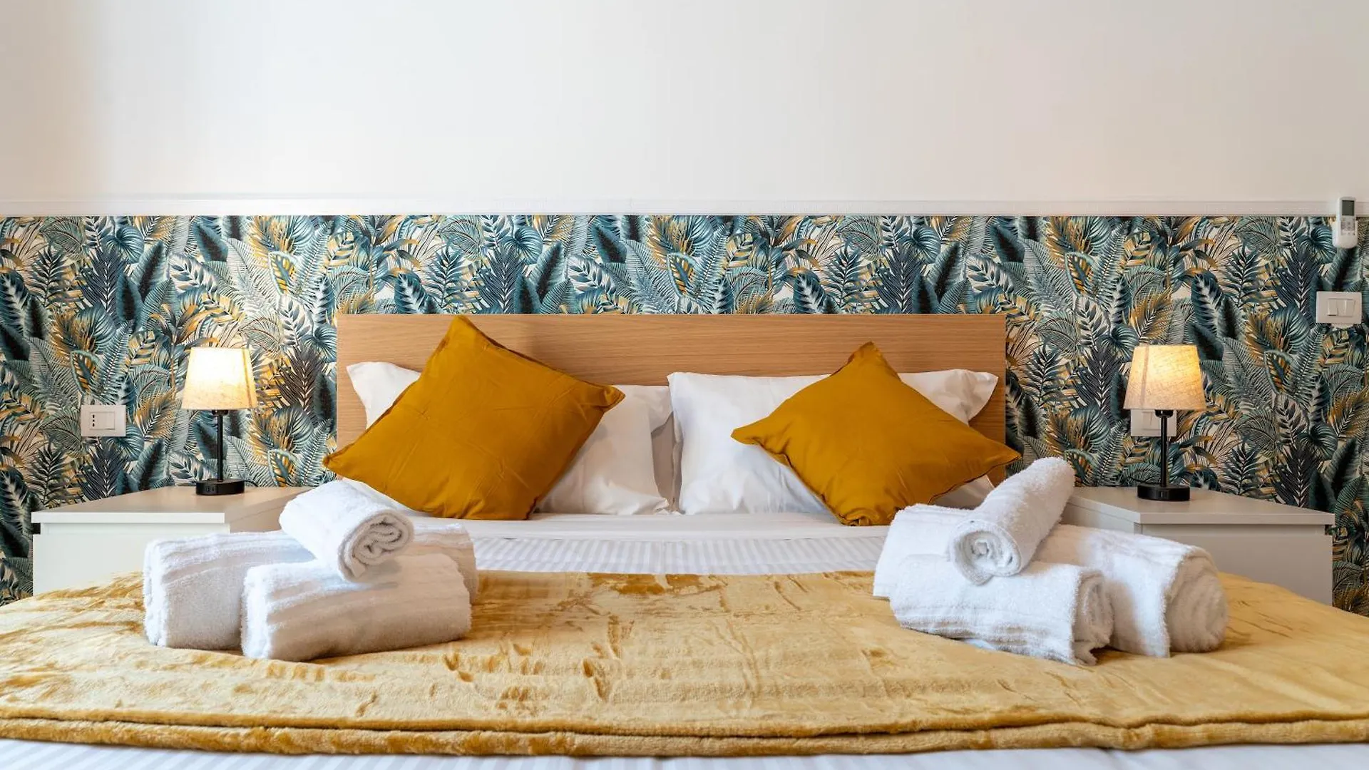 Moscova Luxe - Elegant Stay With 2 Bathrooms Milán Apartmán